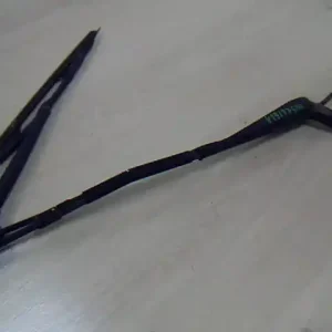 VOLVO FLC7,5 Ablaktörlő kar bal első bontott alkatrész Legkelendőbb