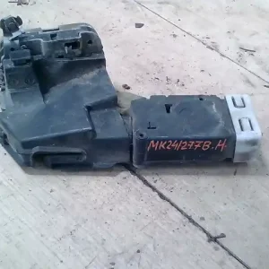 Azonnali szállítás VOLVO S40 Bal hátsó ajtó zárszerkezet központi záras bontott alkatrész