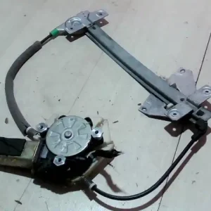 Nézd meg most VOLVO S40 Jobb hátsó ablakemelő szerkezet elektromos bontott alkatrész