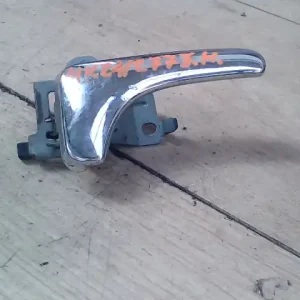 Végkiárusítás VOLVO S40 Jobb hátsó belső kilincs bontott alkatrész