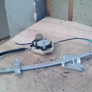 Vedd meg most VOLVO S40 2000.06.01-2004.05.31 Jobb első ablakemelő szerkezet elektromos bontott alkatrész