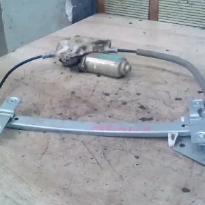 Kedvezményes ár VOLVO S40 2000.06.01-2004.05.31 Jobb hátsó ablakemelő szerkezet elektromos bontott alkatrész