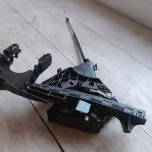 Expressz szállítás VOLVO S40 2008.01.01-2012.05.30 Jobb első ajtó zárszerkezet központizáras bontott alkatrész