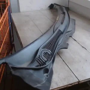 Expressz kézbesítés VOLVO S40 2008.01.01-2012.05.30 Levélrács bontott alkatrész