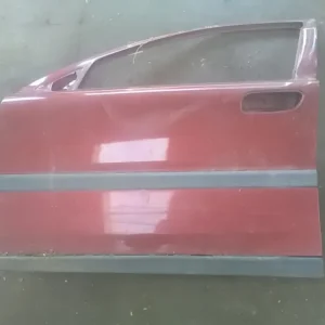 VOLVO S60 Bal első ajtó. 4 ajtós,bordó bontott alkatrész Olcsó