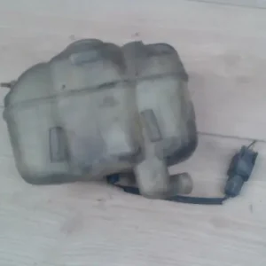 VOLVO S60 Kiegyenlítő tartály kupak nélkül,2.3i bontott alkatrész Gyors szállítás