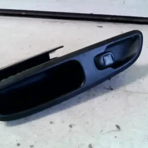 VOLVO S60 Jobb hátsó ablakemelő kapcsoló 4 ajtós bontott alkatrész Expressz kézbesítés