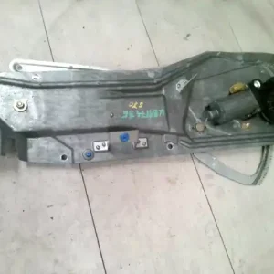 VOLVO S70 Jobb első ablakemelő szerkezet elektromos bontott alkatrész Legnépszerűbb