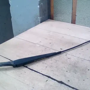 Gyors szállítás VOLVO S80 98.05.01-06.02.28 Ablaktörlő kar jobb első bontott alkatrész