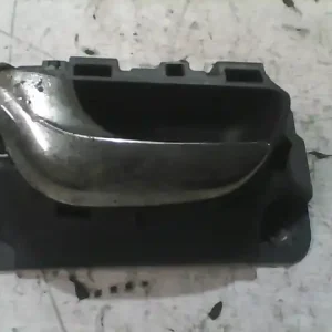 VOLVO S80 98.05.01-06.02.28 Bal első belső kilincs bontott alkatrész Ne maradj le