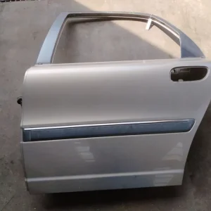 VOLVO S80 98.05.01-06.02.28 Bal hátsó ajtó. 4 ajtós bontott alkatrész Vedd meg most