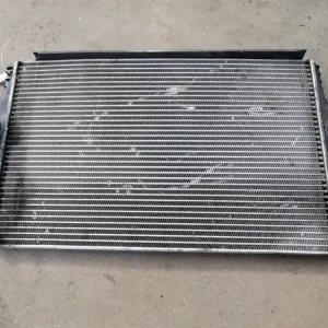 Biztonságos fizetés VOLVO S80 98.05.01-06.02.28 Intercooler hűtő 2,5d bontott alkatrész