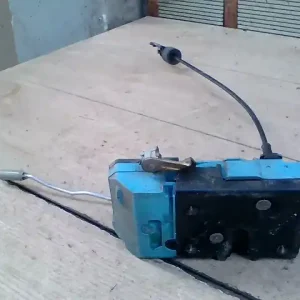 VOLVO S80 98.05.01-06.02.28 Jobb első ajtó zárszerkezet központizáras 4 ajtós bontott alkatrész Nézd meg most