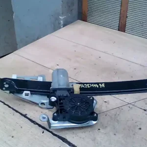 Ingyenes szállítás VOLVO S80 98.05.01-06.02.28 Jobb hátsó ablakemelő szerkezet elektromos 4 ajtós bontott alkatrész