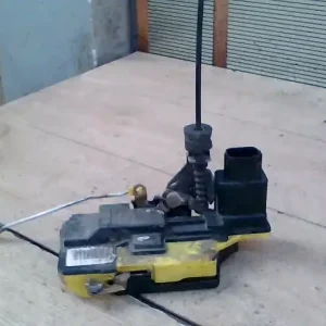 Legkelendőbb VOLVO S80 98.05.01-06.02.28 Jobb hátsó ajtó zárszerkezet központi záras 4 ajtós bontott alkatrész