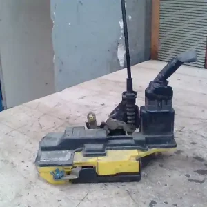 Rendeld meg most VOLVO S80 98.05.01-06.02.28 Jobb hátsó ajtó zárszerkezet központi záras bontott alkatrész