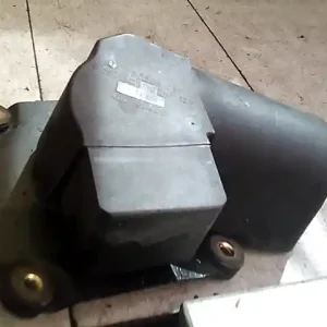 Szuper akció VOLVO V40 Ablaktörlő motor első bontott alkatrész