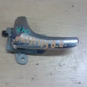 VOLVO V40 Bal első belső kilincs bontott alkatrész Biztonságos fizetés