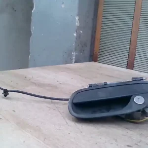 Nézd meg most VOLVO V40 Bal első külső kilincs kombi bontott alkatrész