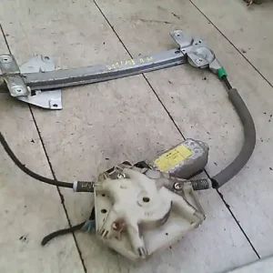 Árengedmény VOLVO V40 Bal hátsó ablakemelő szerkezet elektromos bontott alkatrész