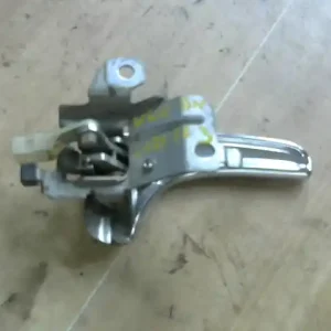 VOLVO V40 Bal hátsó belső kilincs bontott alkatrész Kihagyhatatlan ajánlat