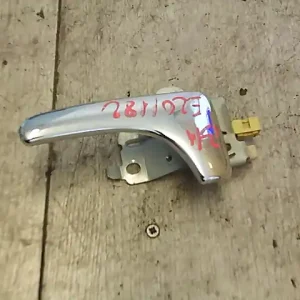 VOLVO V40 Bal hátsó belső kilincs bontott alkatrész Korlátozott ajánlat