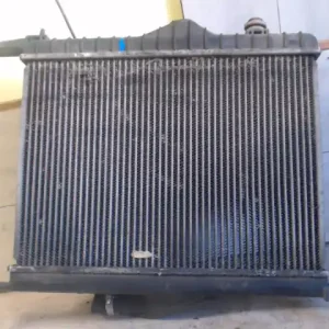 Ne maradj le VOLVO V40 Intercooler hűtő 1.9d bontott alkatrész