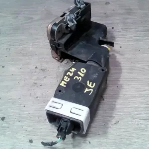 VOLVO V40 Jobb első ajtó zárszerkezet központizáras bontott alkatrész Biztonságos fizetés