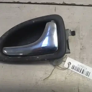 VOLVO V40 Jobb első belső kilincs bontott alkatrész Ne maradj le