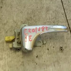 Biztonságos fizetés VOLVO V40 Jobb első belső kilincs bontott alkatrész