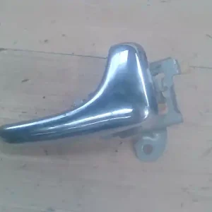 Korlátozott ajánlat VOLVO V40 Jobb első belső kilincs bontott alkatrész