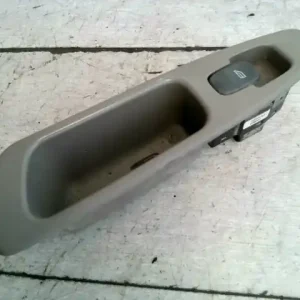 Gyors szállítás VOLVO V40 Jobb hátsó ablakemelő kapcsoló bontott alkatrész