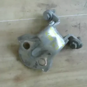 VOLVO V40 Jobb hátsó alsó ajtózsanér bontott alkatrész Exkluzív ajánlat