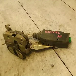 VOLVO V40 Jobb hátsó ajtó zárszerkezet központi záras központizárasbontott alkatrész Expressz kézbesítés