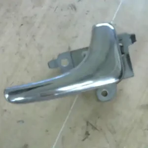 Ingyenes szállítás VOLVO V40 Jobb hátsó belső kilincs bontott alkatrész