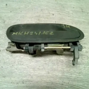 VOLVO V40 Jobb hátsó külső kilincs bontott alkatrész Rendeld meg most