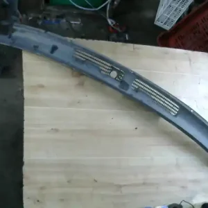 Olcsóbb VOLVO V40 Levélrács bontott alkatrész