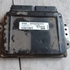 VOLVO V40 Motorvezérlő egység ecu pcm modul 1.6i bontott alkatrész Vedd meg online