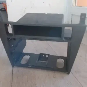 VOLVO V40 Rádió keret bontott alkatrész Outlet