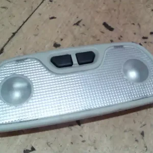 Rendeld meg most VOLVO V40 Utastér világítás első bontott alkatrész