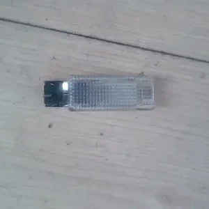 Prémium VOLVO V70 1996-2000 Utastér világítás első kesztyűtartó alatt,lábnál bontott alkatrész