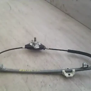 Azonnali szállítás VW GOLF II. Bal hátsó ablakemelő szerkezet mechanikus bontott alkatrész