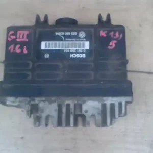 Azonnal elérhető VW GOLF III. Motorvezérlő egység ecu pcm modul 1.6i bontott alkatrész