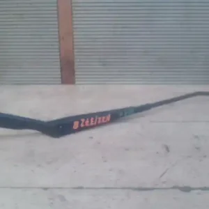 Azonnal elérhető VW GOLF III. 94- Ablaktörlő kar bal első bontott alkatrész