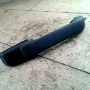 Árengedmény VW GOLF III. 94- Jobb hátsó külső kilincs 5 ajtós bontott alkatrész