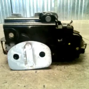 Akciós ár VW GOLF IV. Bal első ajtó zárszerkezet központi záras 5 ajtós, ferdehátú bontott alkatrész