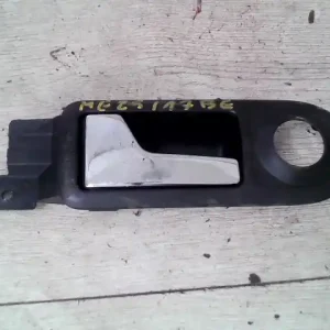 Akció VW GOLF IV. Bal első belső kilincs ferdehátú kivitel 5 ajtós bontott alkatrész