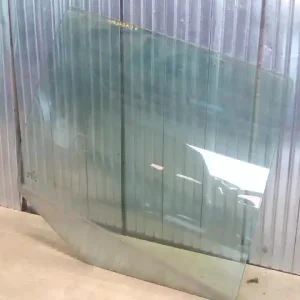 Akció VW GOLF IV. Bal hátsó ajtóüveg 5 ajtós bontott alkatrész