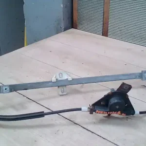 Azonnal elérhető VW JETTA I. Bal hátsó ablakemelő szerkezet mechanikus bontott alkatrész