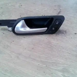 Akció VW JETTA V 05-10 Bal első belső kilincs bontott alkatrész